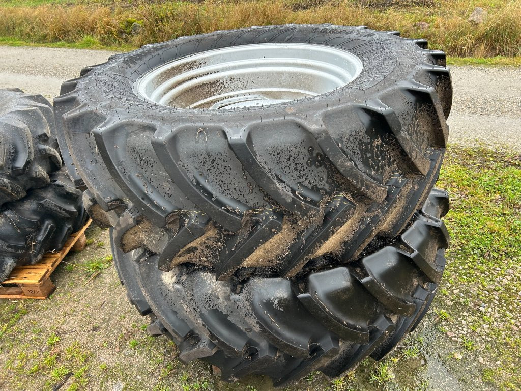 Mitas 600/65 R38 - عجلات - آلات زراعية: صورة 1 Mitas 600/65 R38 - عجلات - آلات زراعية: صورة 1