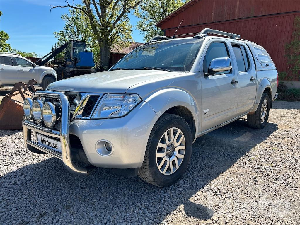 NISSAN Navara D40 med översynsbehov - شاحنة البيك أب: صورة 1 NISSAN Navara D40 med översynsbehov - شاحنة البيك أب: صورة 1