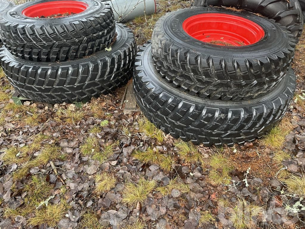 Nokia Tri 440/360 med fälg - عجلات - آلات زراعية: صورة 1 Nokia Tri 440/360 med fälg - عجلات - آلات زراعية: صورة 1