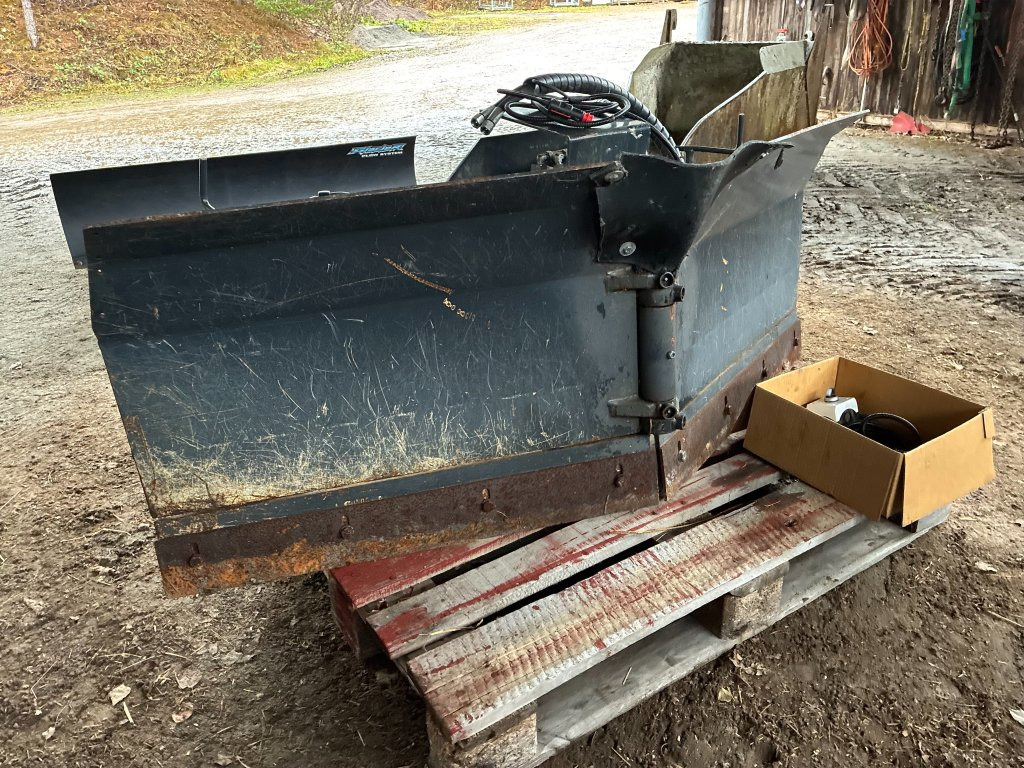 Norcar/Avant - كاسحة ثلوج: صورة 1 Norcar/Avant - كاسحة ثلوج: صورة 1