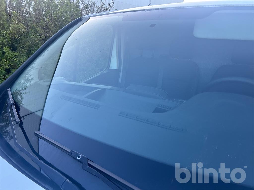 شاحنة توصيل مغلقة RENAULT Traffic: صورة 17