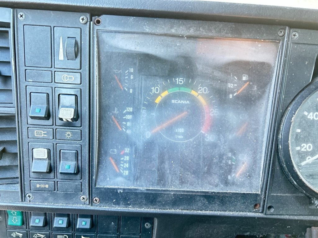 شاحنة SCANIA R112: صورة 41