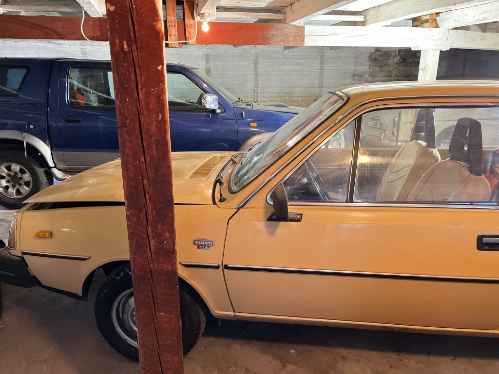 سيارة VOLVO 343 DL: صورة 6