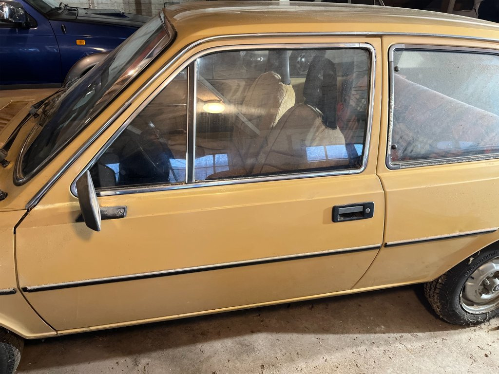 سيارة VOLVO 343 DL: صورة 42