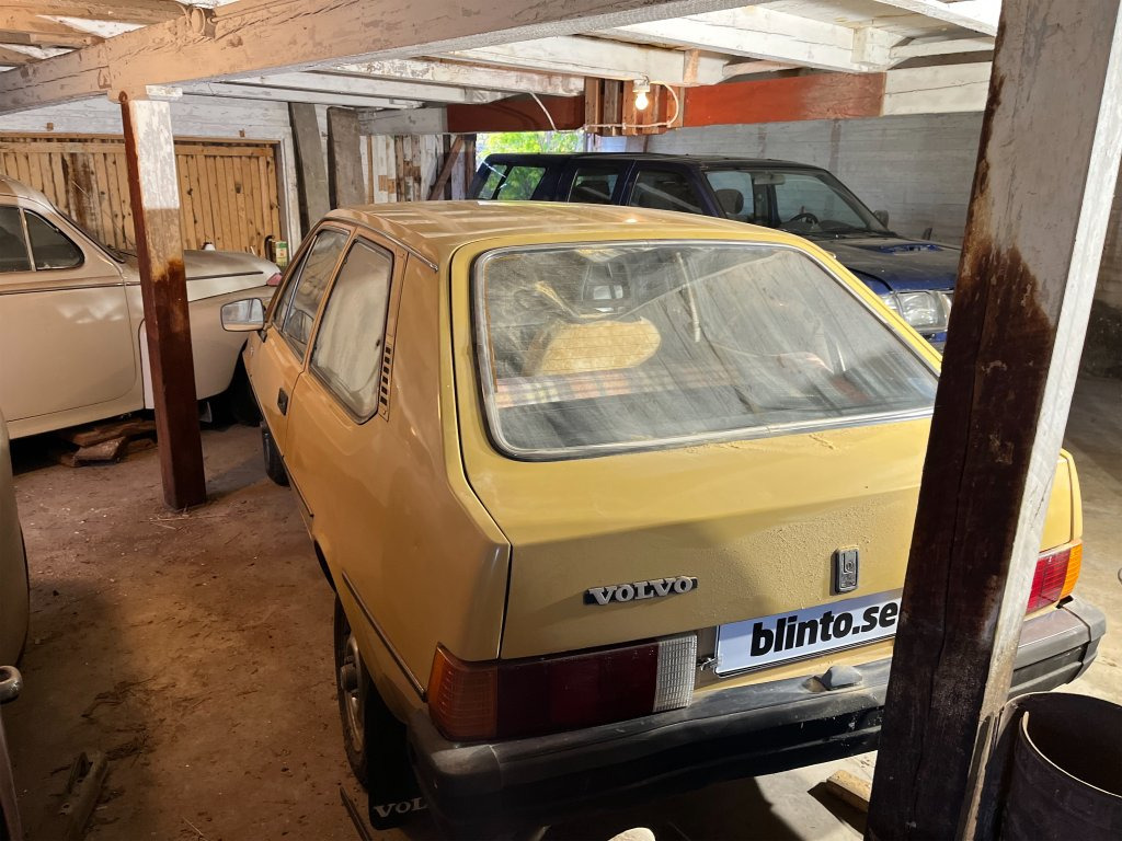 VOLVO 343 DL - سيارة: صورة 4 VOLVO 343 DL - سيارة: صورة 4