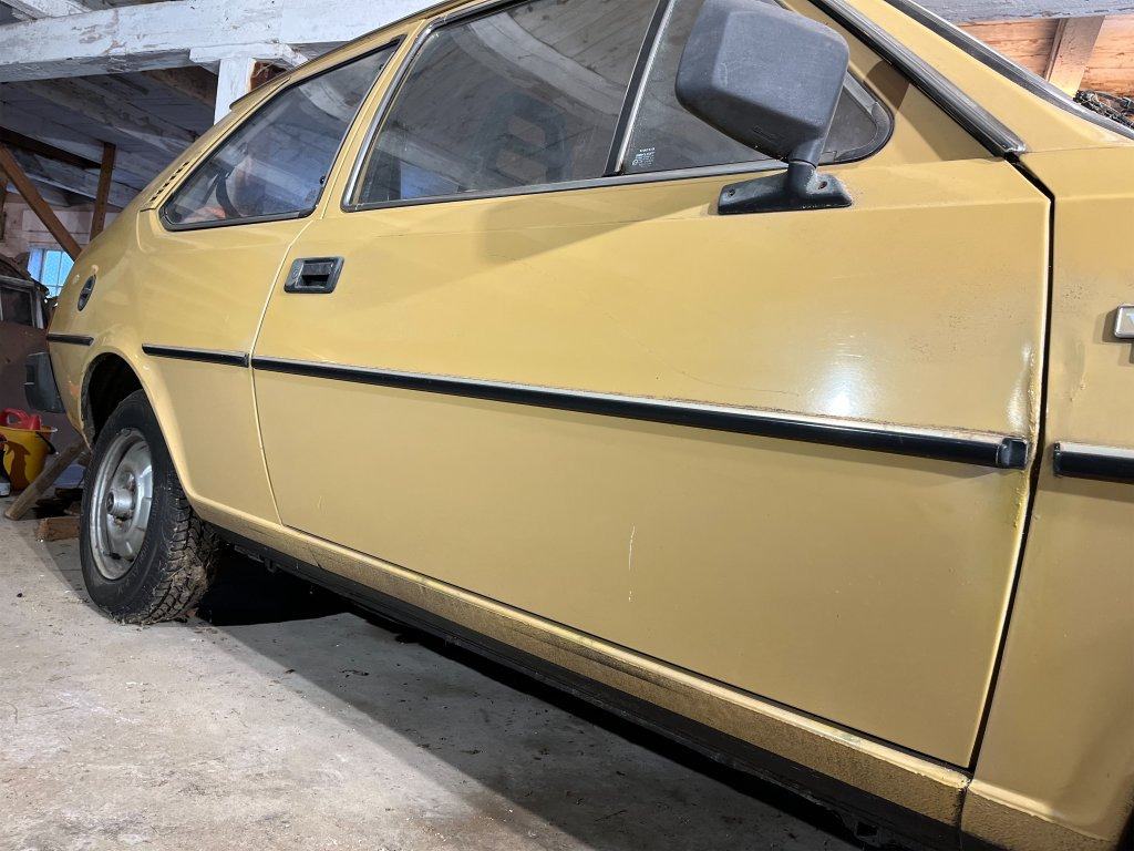 سيارة VOLVO 343 DL: صورة 19