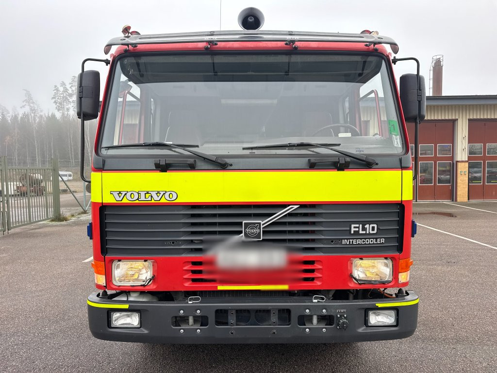 VOLVO FL10 4X2 - شاحنة حريق: صورة 2 VOLVO FL10 4X2 - شاحنة حريق: صورة 2