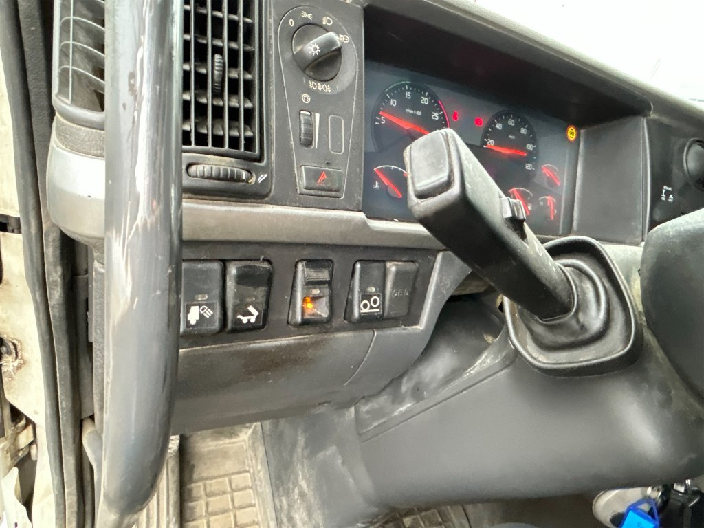 شاحنة برافعة خطافية VOLVO FM 400 6X2: صورة 34