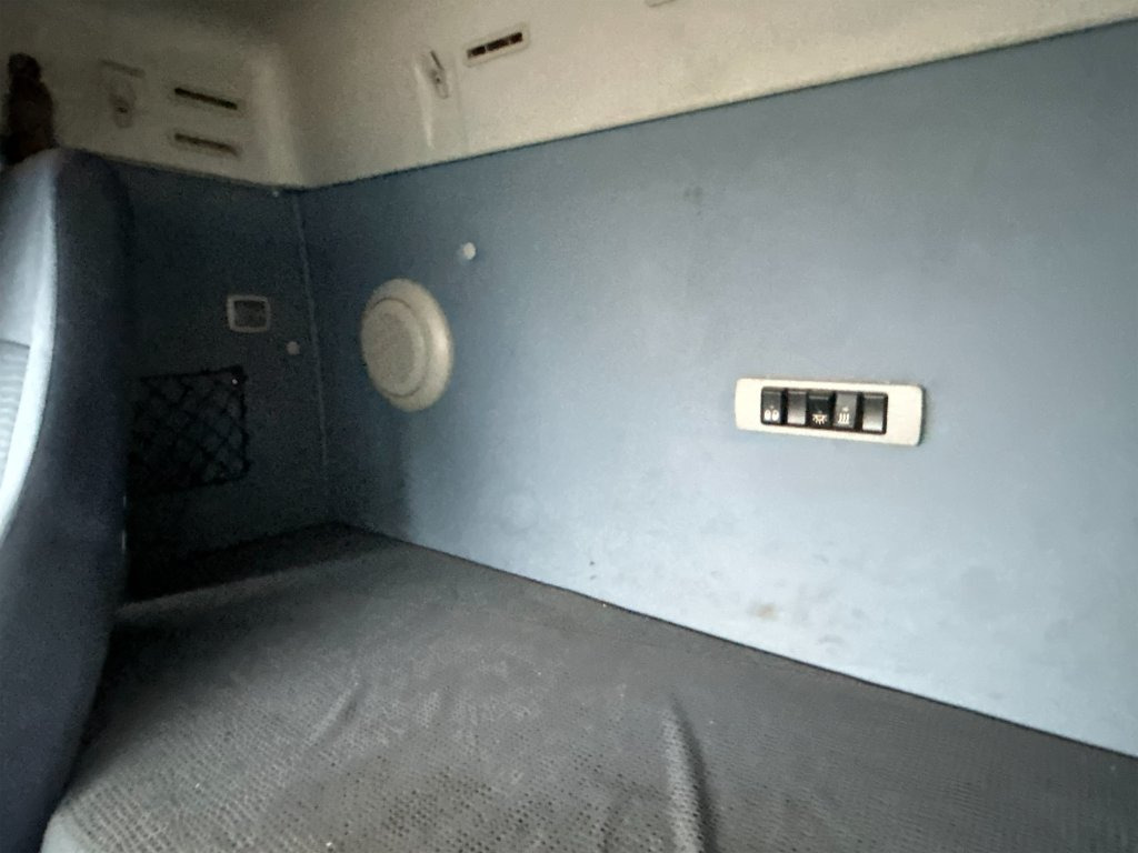 شاحنة برافعة خطافية VOLVO FM 400 6X2: صورة 24