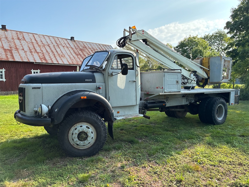 VOLVO Viking L48548 - منصة محمولة مثبتة على الشاحنة: صورة 1 VOLVO Viking L48548 - منصة محمولة مثبتة على الشاحنة: صورة 1