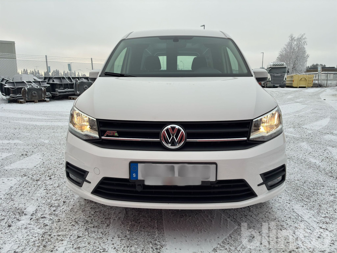 Volkswagen Caddy skåp - فان المدمجة: صورة 2 Volkswagen Caddy skåp - فان المدمجة: صورة 2