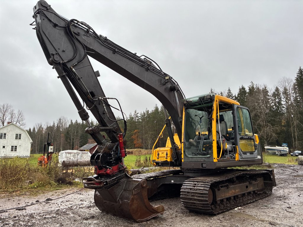 Volvo EC140Blc - حفار زاحف: صورة 1 Volvo EC140Blc - حفار زاحف: صورة 1