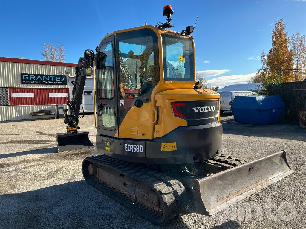 Volvo ECR58D - حفار زاحف: صورة 5 Volvo ECR58D - حفار زاحف: صورة 5