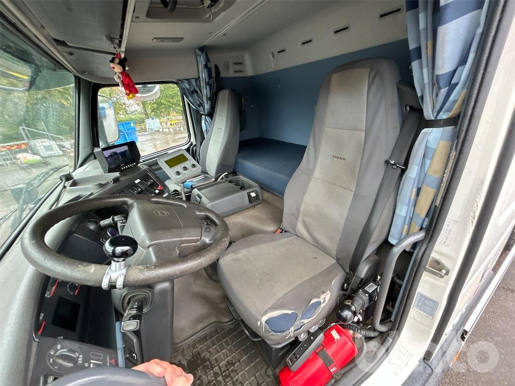 Volvo FM440 6x2 Roadex - شاحنة برافعة خطافية: صورة 4 Volvo FM440 6x2 Roadex - شاحنة برافعة خطافية: صورة 4