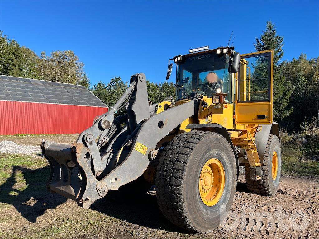 Volvo L90E - اللودر بعجل: صورة 1 Volvo L90E - اللودر بعجل: صورة 1