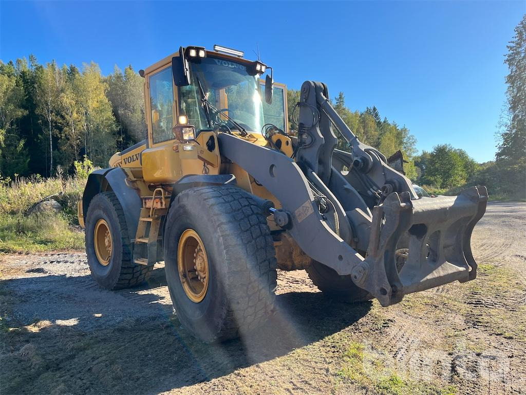 Volvo L90E - اللودر بعجل: صورة 3 Volvo L90E - اللودر بعجل: صورة 3
