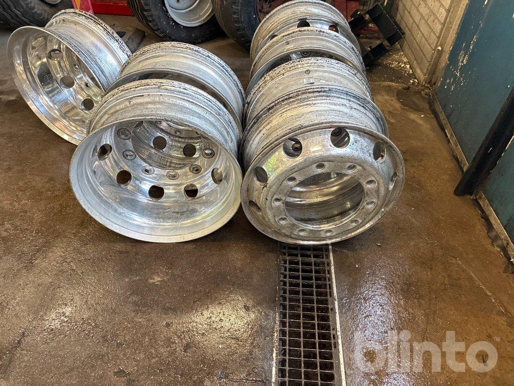 Volvo - الجنوط - شاحنة: صورة 1 Volvo - الجنوط - شاحنة: صورة 1