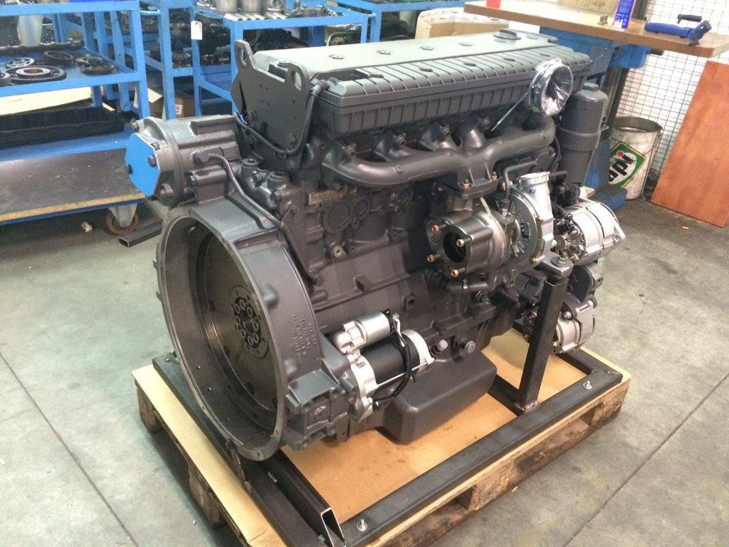 MOTORE COMPLETO MERCEDES OM906LA III/4 - Var. 906.961 BUS BMB - محرك - حافلة: صورة 4 MOTORE COMPLETO MERCEDES OM906LA III/4 - Var. 906.961 BUS BMB - محرك - حافلة: صورة 4