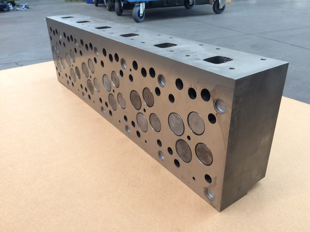 TESTATA CILINDRO MAN 51031006273 - MOTORE MAN D0836 Common Rail - رأس أسطوانية: صورة 5 TESTATA CILINDRO MAN 51031006273 - MOTORE MAN D0836 Common Rail - رأس أسطوانية: صورة 5