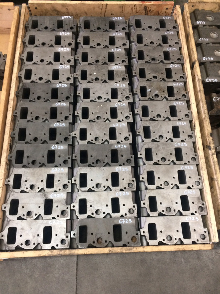 TESTATA MOTORE MAN D0824 / D0826 / D0834 / D0836 - رأس أسطوانية: صورة 1 TESTATA MOTORE MAN D0824 / D0826 / D0834 / D0836 - رأس أسطوانية: صورة 1