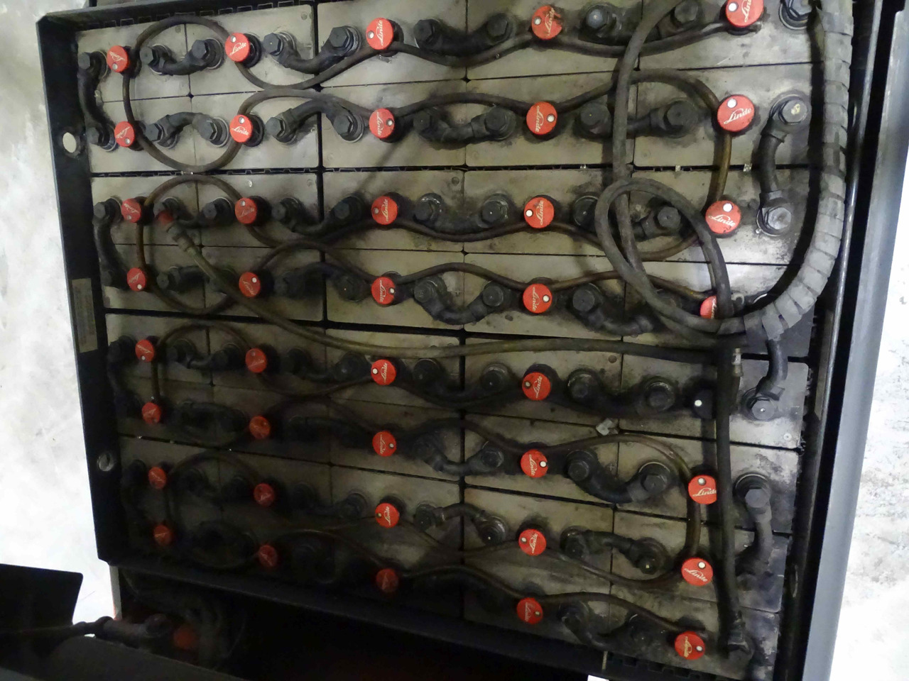 Linde E25L-01 - رافعة شوكية كهربائية: صورة 4 Linde E25L-01 - رافعة شوكية كهربائية: صورة 4