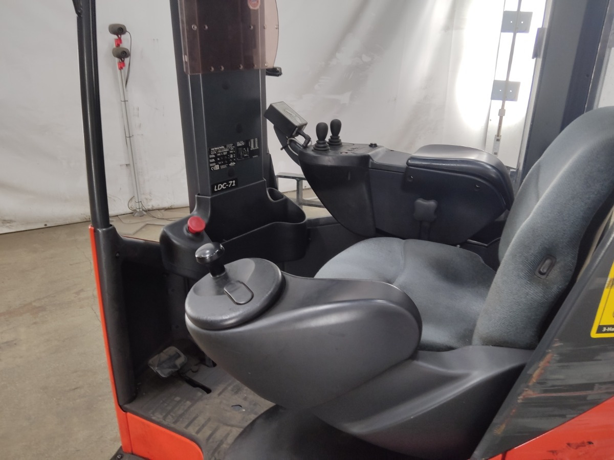 Linde R14X-03 - رافعة شوكية للوصول للأماكن الضيقة: صورة 3 Linde R14X-03 - رافعة شوكية للوصول للأماكن الضيقة: صورة 3