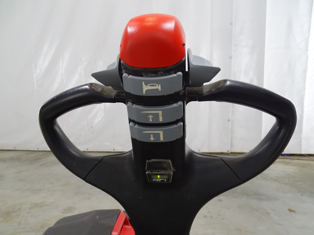 Still ECU16 - شاحنة نقل الطبالي: صورة 3 Still ECU16 - شاحنة نقل الطبالي: صورة 3