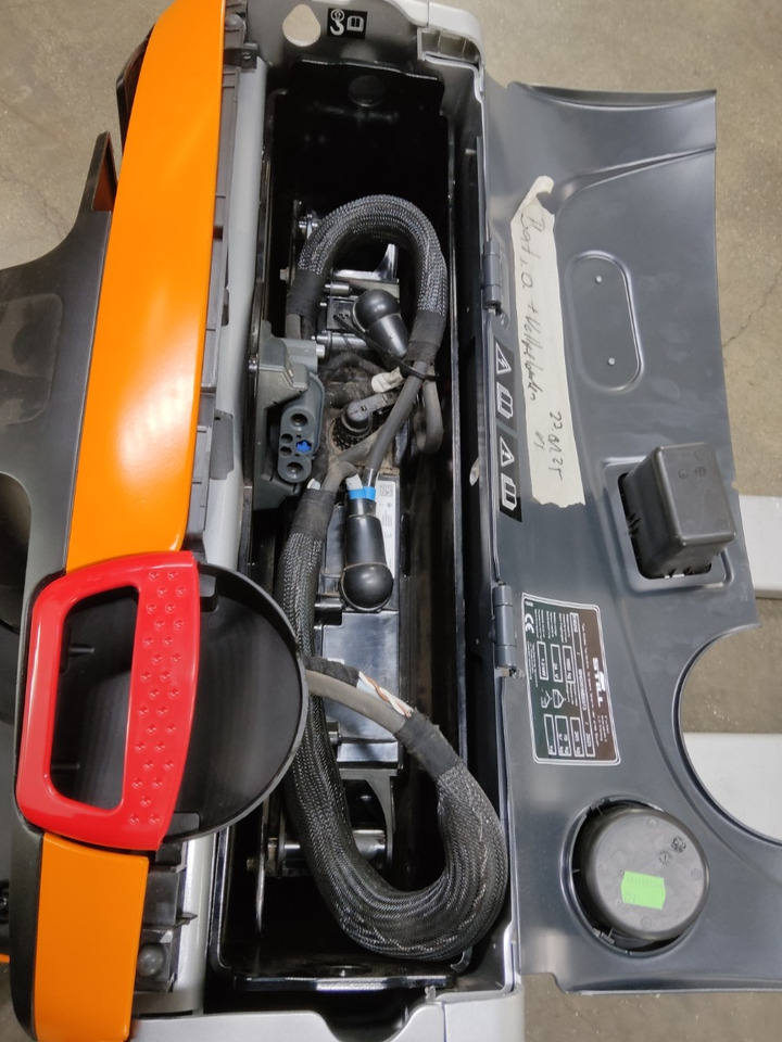 Still EXU16/LIION - شاحنة نقل الطبالي: صورة 4 Still EXU16/LIION - شاحنة نقل الطبالي: صورة 4