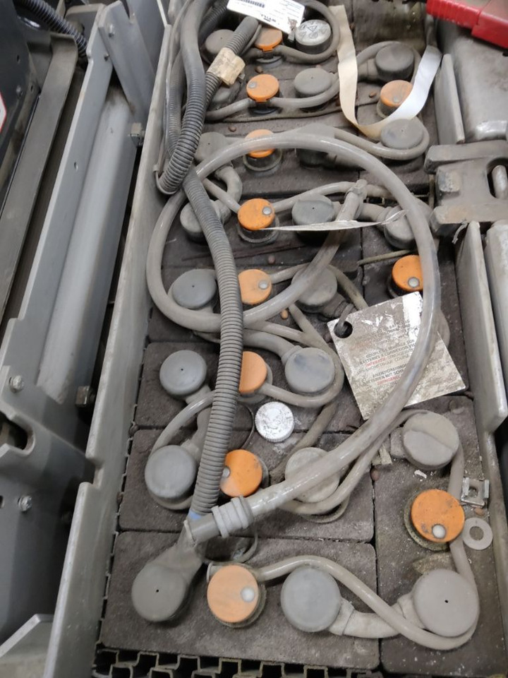 Still OPX-L12 - ناقل الحمولات الشوكي: صورة 4 Still OPX-L12 - ناقل الحمولات الشوكي: صورة 4