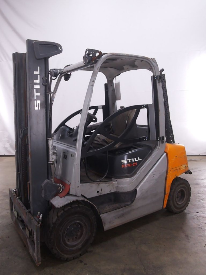 Still RX70-25 - رافعة شوكية ديزل: صورة 1 Still RX70-25 - رافعة شوكية ديزل: صورة 1