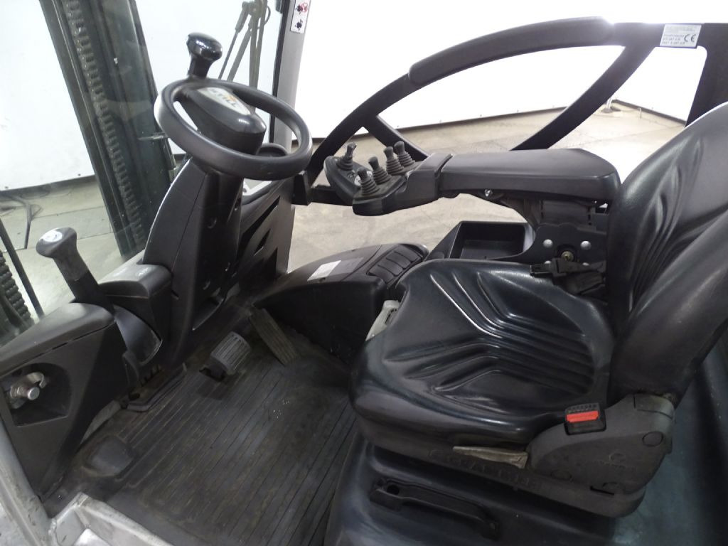 Still RX70-35 - رافعة شوكية ديزل: صورة 3 Still RX70-35 - رافعة شوكية ديزل: صورة 3