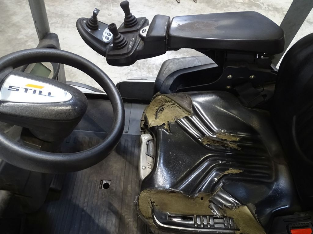 Still RX70-50/600 - رافعة شوكية ديزل: صورة 3 Still RX70-50/600 - رافعة شوكية ديزل: صورة 3