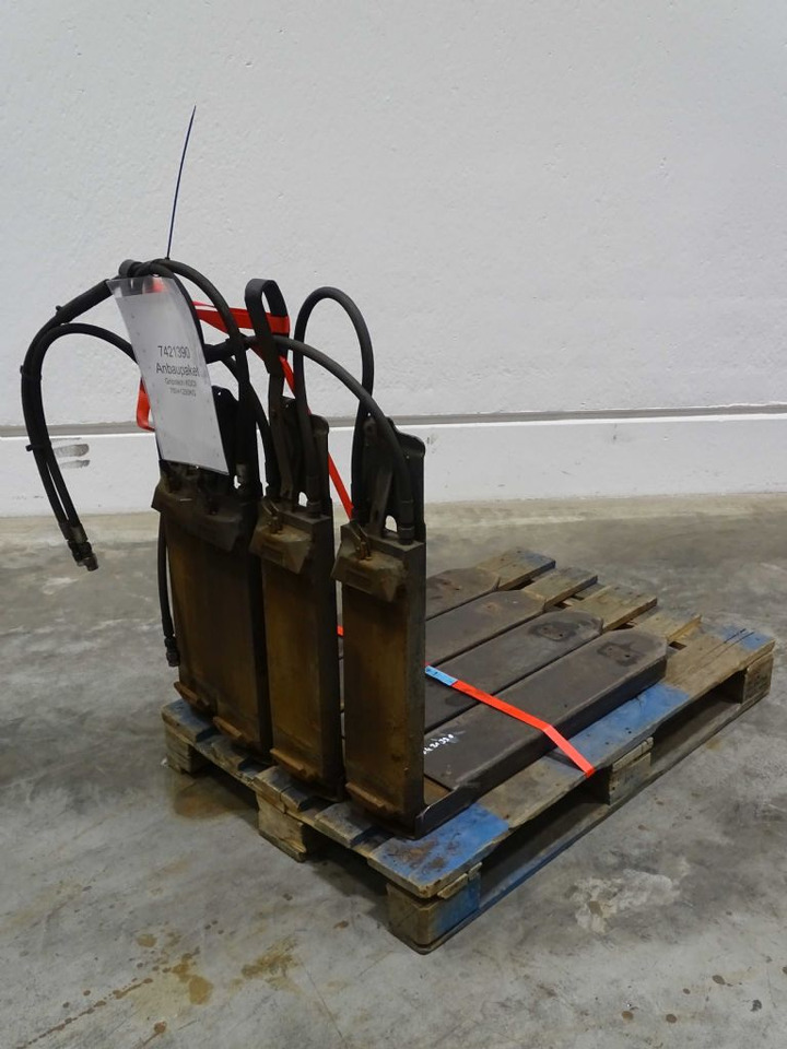 Weitere 2XANBAUGERÄTE - مشعبات: صورة 5 Weitere 2XANBAUGERÄTE - مشعبات: صورة 5