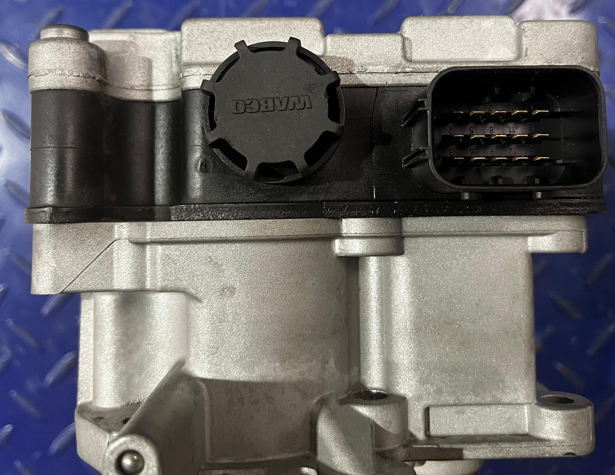 MERCEDES-BENZ Gearbox ECU GS Selector MP2 MP3 0034462609 - علبة التروس و قطع الغيار: صورة 5 MERCEDES-BENZ Gearbox ECU GS Selector MP2 MP3 0034462609 - علبة التروس و قطع الغيار: صورة 5