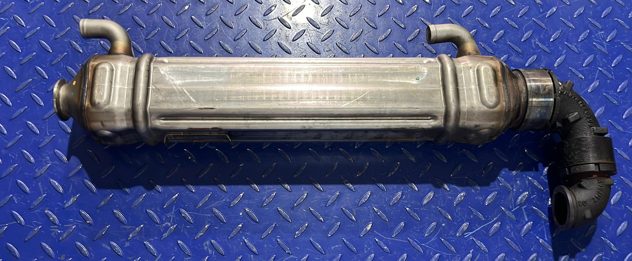 Mercedes Benz /DETROIT EGR OM926 A9261420679 (A9261420379) - مبرد EGR: صورة 2 Mercedes Benz /DETROIT EGR OM926 A9261420679 (A9261420379) - مبرد EGR: صورة 2