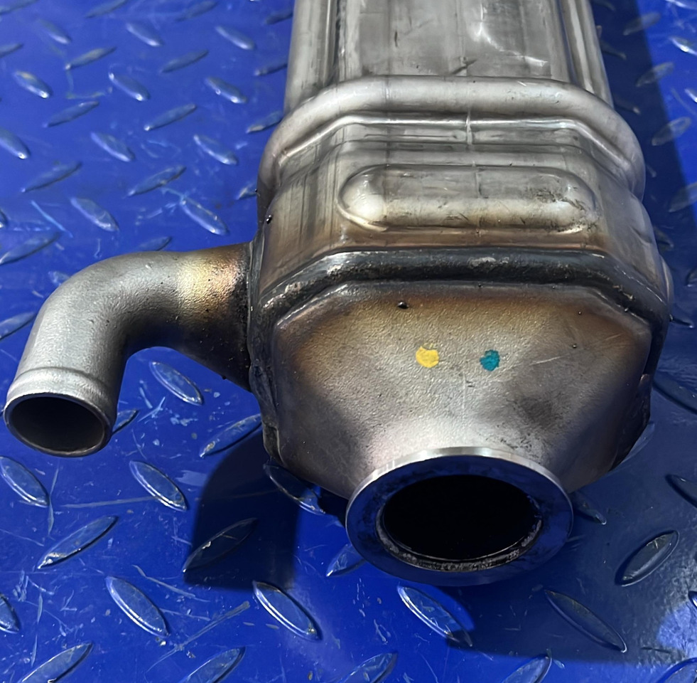 Mercedes Benz /DETROIT EGR OM926 A9261420679 (A9261420379) - مبرد EGR: صورة 3 Mercedes Benz /DETROIT EGR OM926 A9261420679 (A9261420379) - مبرد EGR: صورة 3