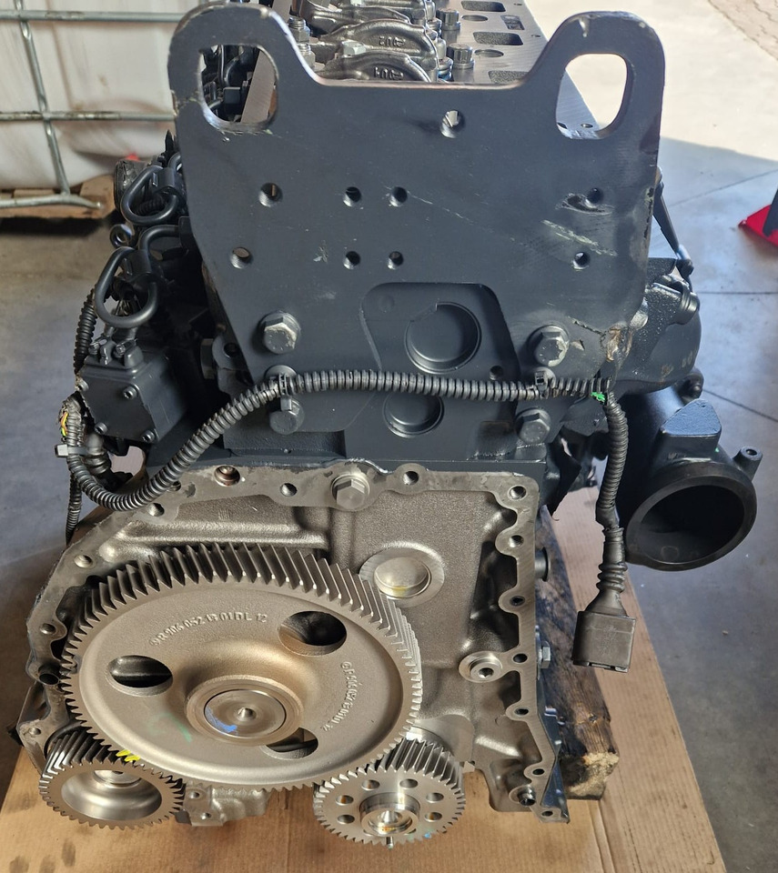 Mercedes Benz Engine OM906 Euro 5 - محرك: صورة 5 Mercedes Benz Engine OM906 Euro 5 - محرك: صورة 5