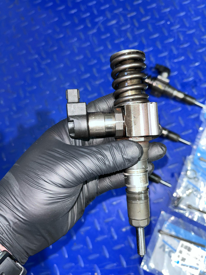 VW Injector VW Passat B6 - حاقن: صورة 4 VW Injector VW Passat B6 - حاقن: صورة 4