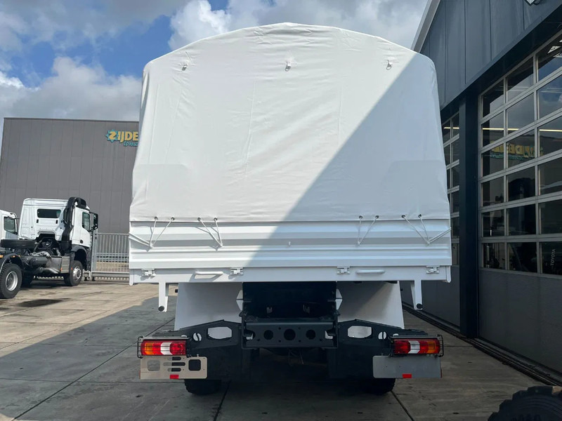 Mercedes-Benz Arocs 3340 A 6x6 Cargo Truck - شاحنة ذات ستائر جانبية: صورة 5 Mercedes-Benz Arocs 3340 A 6x6 Cargo Truck - شاحنة ذات ستائر جانبية: صورة 5