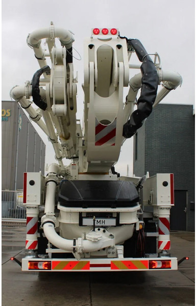 Mercedes-Benz Arocs 4840 8x4 Sany SY56 Concrete pump Build by Putzmeister - مضخة خرسانة: صورة 4 Mercedes-Benz Arocs 4840 8x4 Sany SY56 Concrete pump Build by Putzmeister - مضخة خرسانة: صورة 4