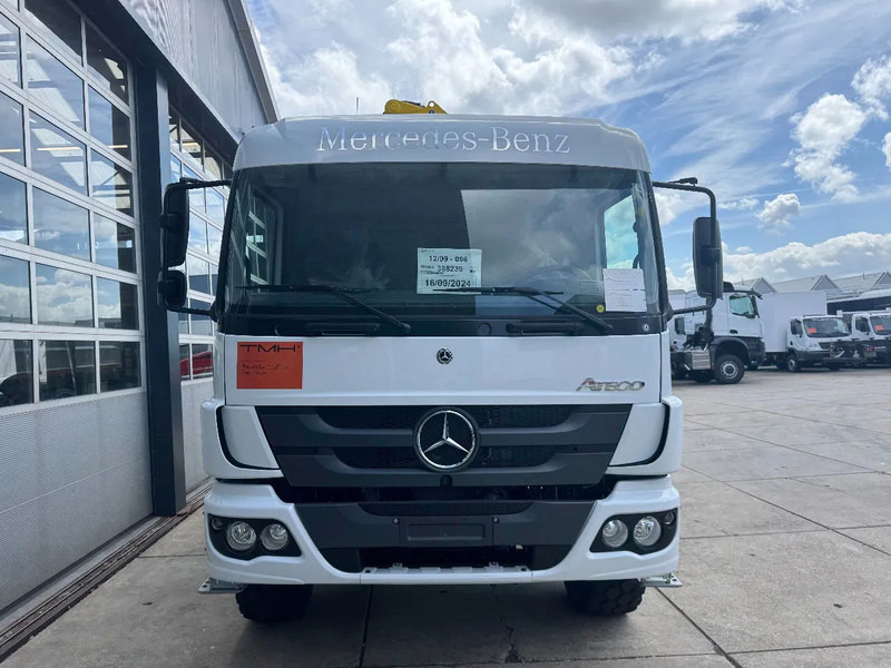 Mercedes-Benz Atego Atego 1725 4x4 Flatbed with Hyva HB120 Crane - شاحنة كرين: صورة 2 Mercedes-Benz Atego Atego 1725 4x4 Flatbed with Hyva HB120 Crane - شاحنة كرين: صورة 2