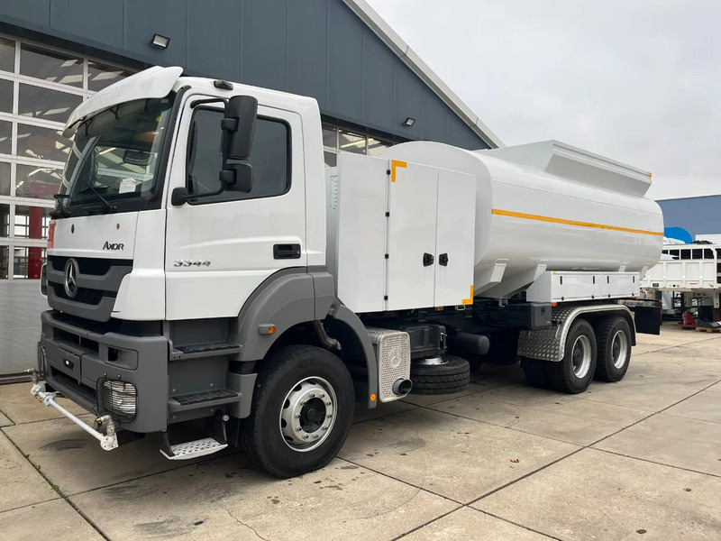 Mercedes-Benz Axor 3344 6x4 Water Tank Truck - شاحنة صهريج: صورة 1 Mercedes-Benz Axor 3344 6x4 Water Tank Truck - شاحنة صهريج: صورة 1
