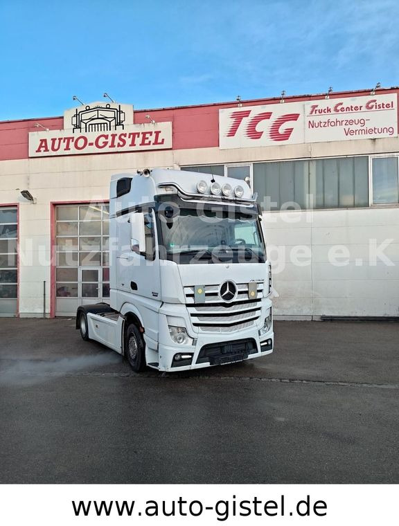 Mercedes-Benz Actros 1845 LS GigaSpace - مقطورة السحب: صورة 1 Mercedes-Benz Actros 1845 LS GigaSpace - مقطورة السحب: صورة 1