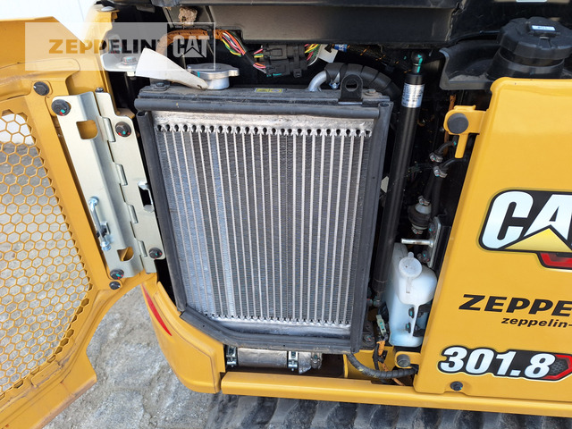 حفار صغير Cat 301.8-05A: صورة 26