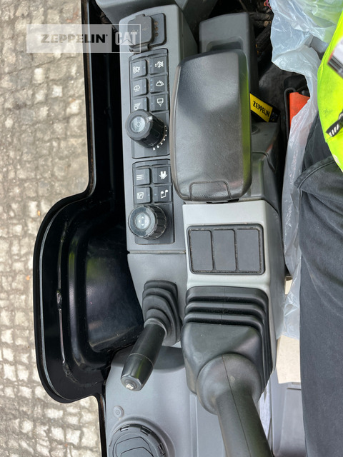 حفار صغير Cat 301.8-05A: صورة 27 حفار صغير Cat 301.8-05A: صورة 27