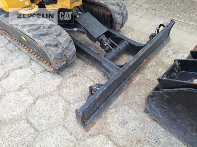 حفار صغير Cat 301.8-05A: صورة 13