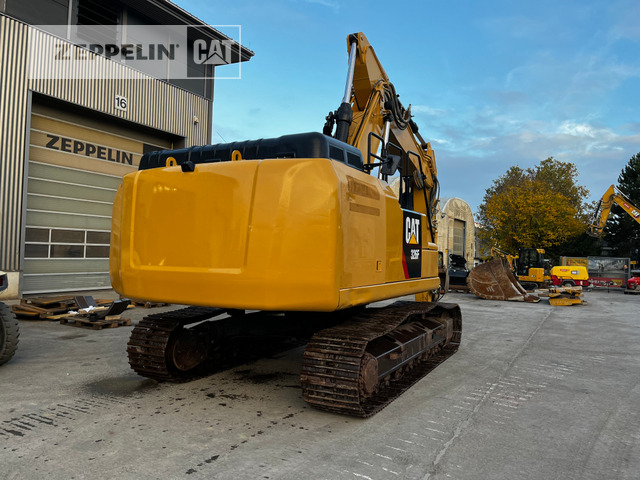 Cat 326FLN - حفار زاحف: صورة 4 Cat 326FLN - حفار زاحف: صورة 4