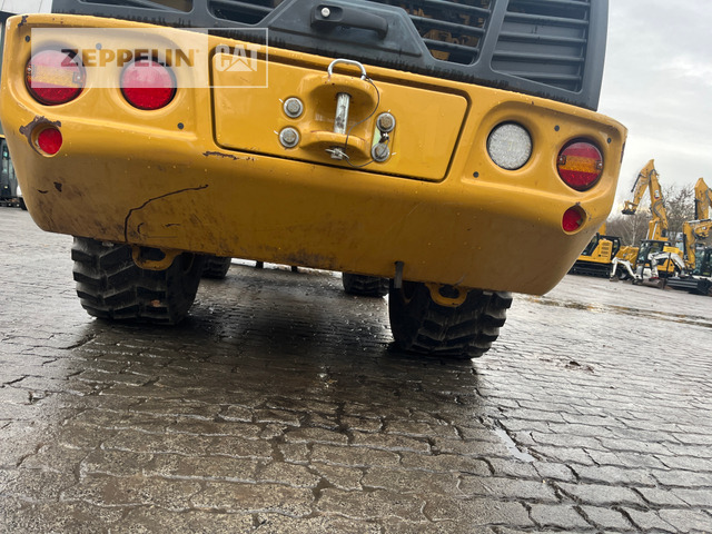 اللودر بعجل Cat 906-14: صورة 8