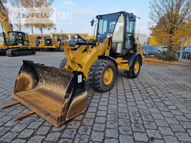 Cat 907M - اللودر بعجل: صورة 1 Cat 907M - اللودر بعجل: صورة 1