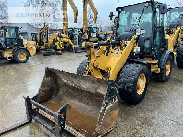 Cat 907M - اللودر بعجل: صورة 1 Cat 907M - اللودر بعجل: صورة 1